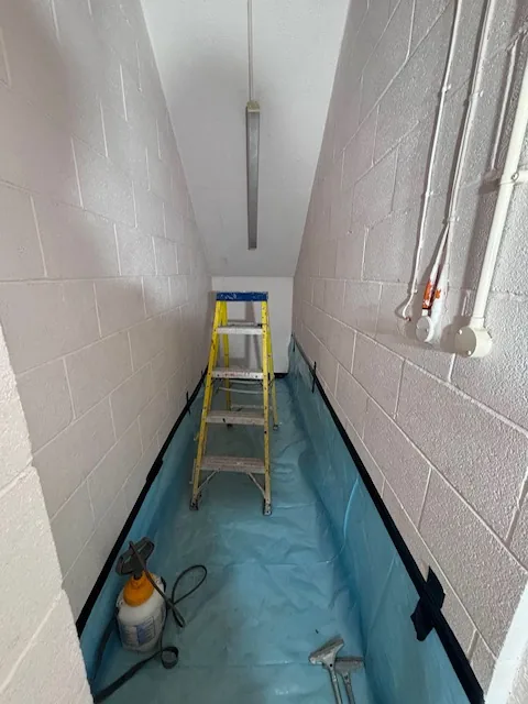 HSE-licensed asbestos gasket strip-out in W5